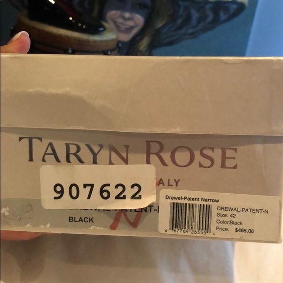 Taryn Rose black patent leather wedges. 11 N. - Picture 2 of 5